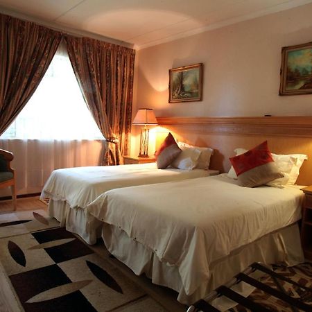 Shamrock Arms Guest Lodge Waterval Boven Buitenkant foto
