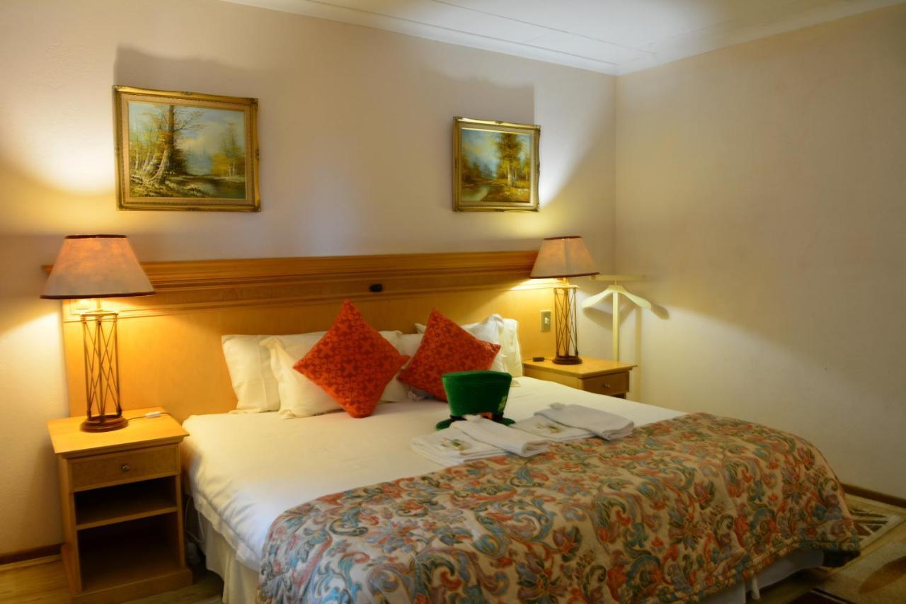 Shamrock Arms Guest Lodge Waterval Boven Buitenkant foto