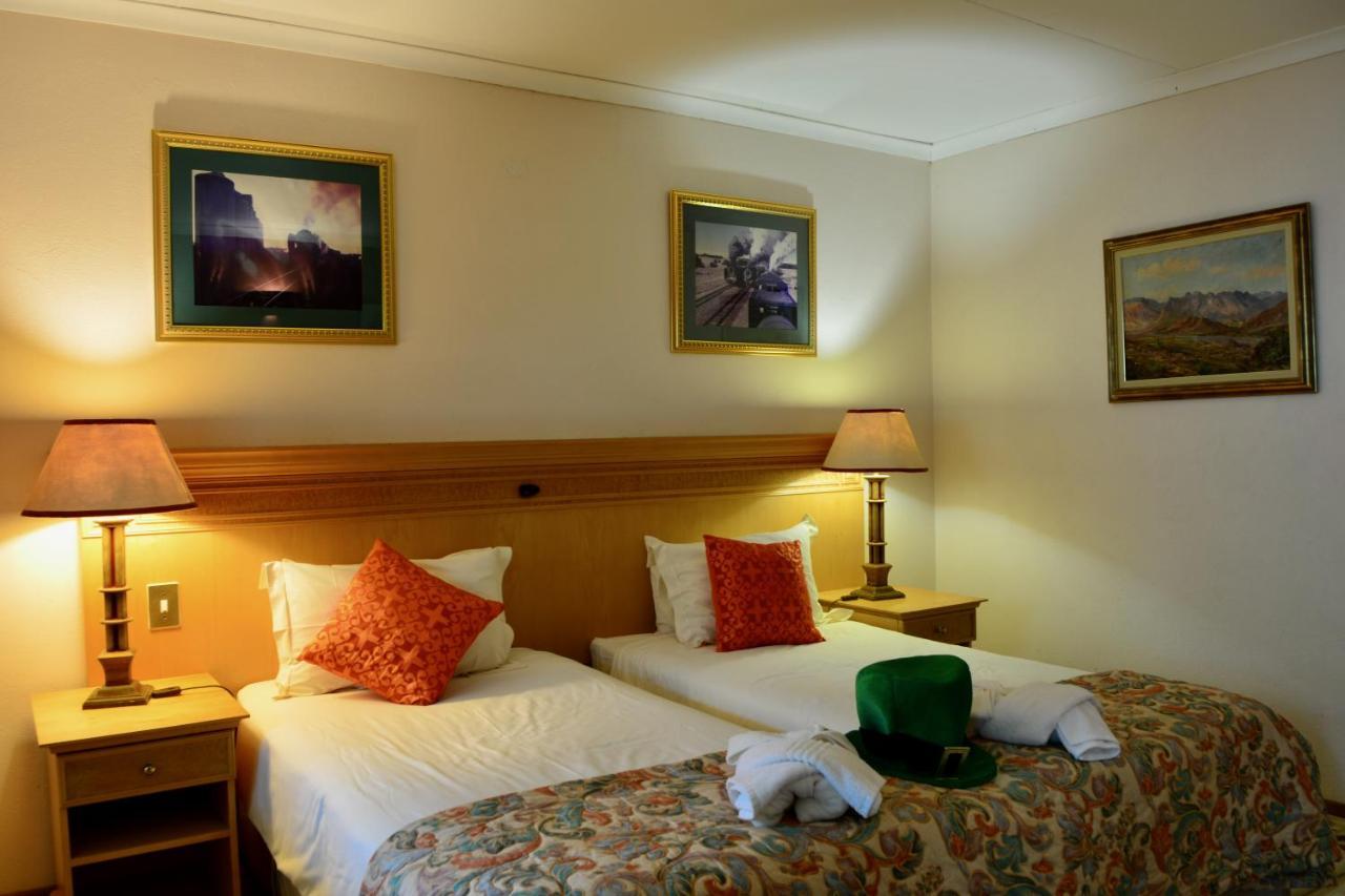 Shamrock Arms Guest Lodge Waterval Boven Buitenkant foto