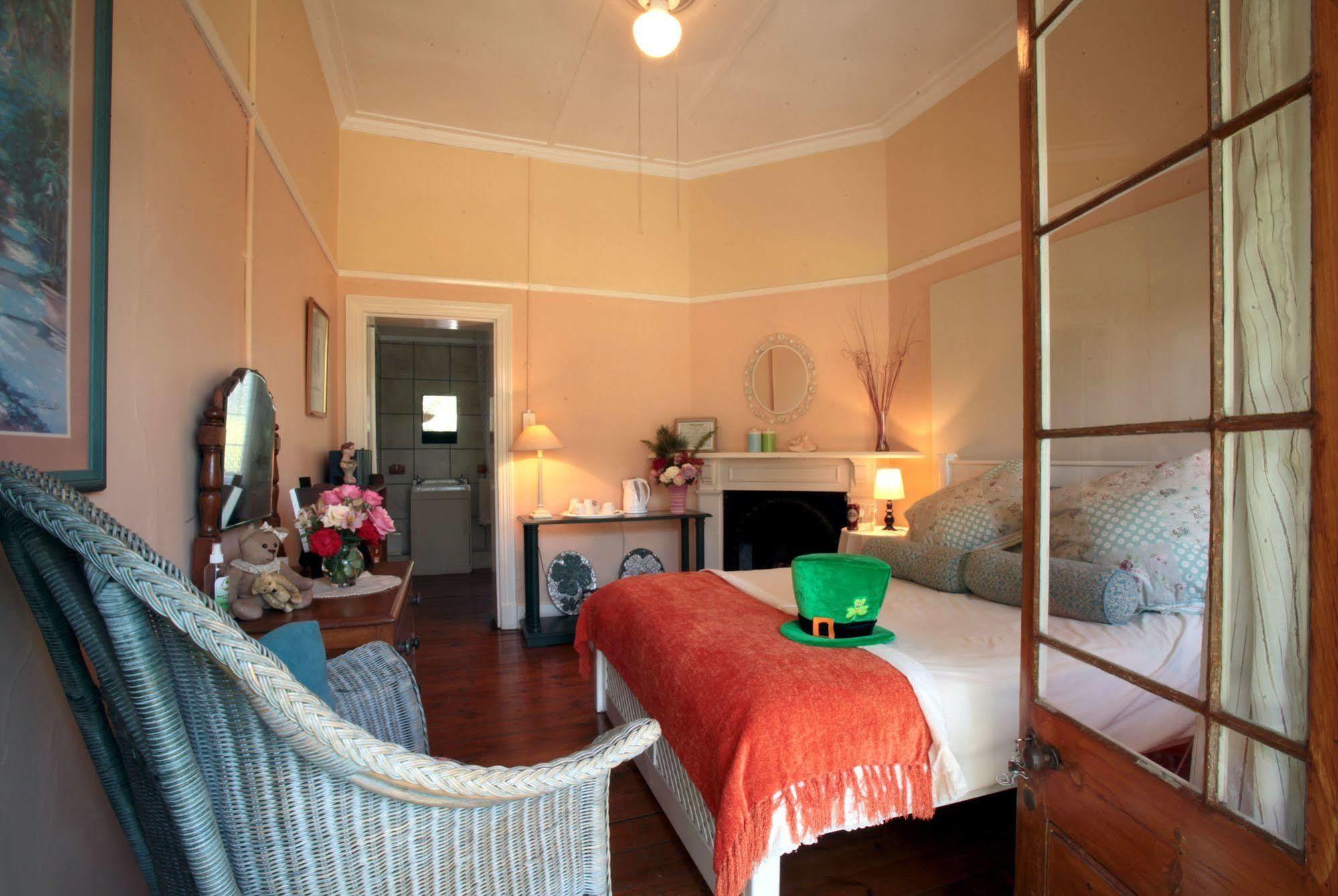 Shamrock Arms Guest Lodge Waterval Boven Buitenkant foto